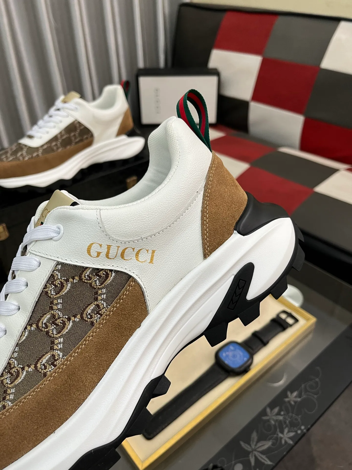 Men's Men's Shoes💰458⌚️⌚️[GUCCI] Gucci men's casual shoes are absolutely popular🔥The ultimate matching item for trendy men! The charm of super texture is irresistible, the main recommendation, the flower leather color is bright! The upper is made of high-quality brand printed fabric with cowhide, breathable leather lining and wear-resistant rubber sole, noble and elegant! Extremely comfortable🎁🎁You can be as handsome as you want💪 38-444⃣️colors available